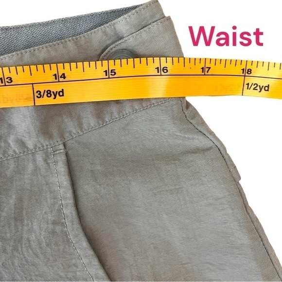 Woolrich Nylon Outdoor Adventure Shorts with Mesh Vent in Dark Stone - Picture 5 of 10